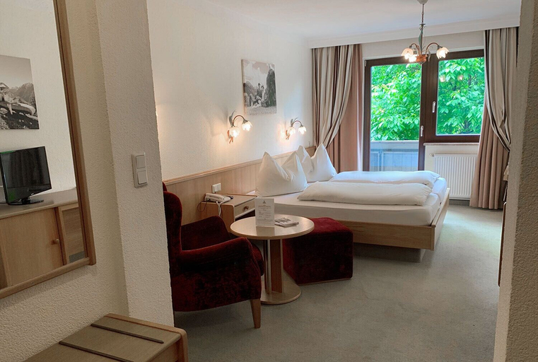Bedroom 2, Hotel zum Lamm, Imst