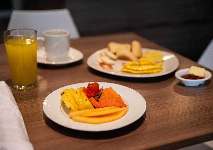 Food & Drinks 5, Hotel Betania, Santa Marta (Dist. Esp.)