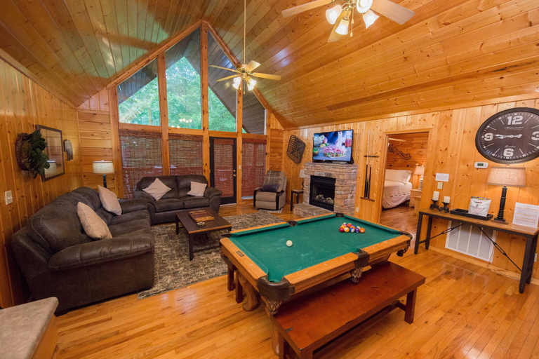 Others 4, Drift Away - Two Bedroom Cabin, Sevier