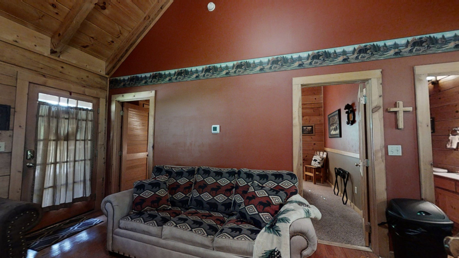 Others 5, Karen's Cabin, Sevier