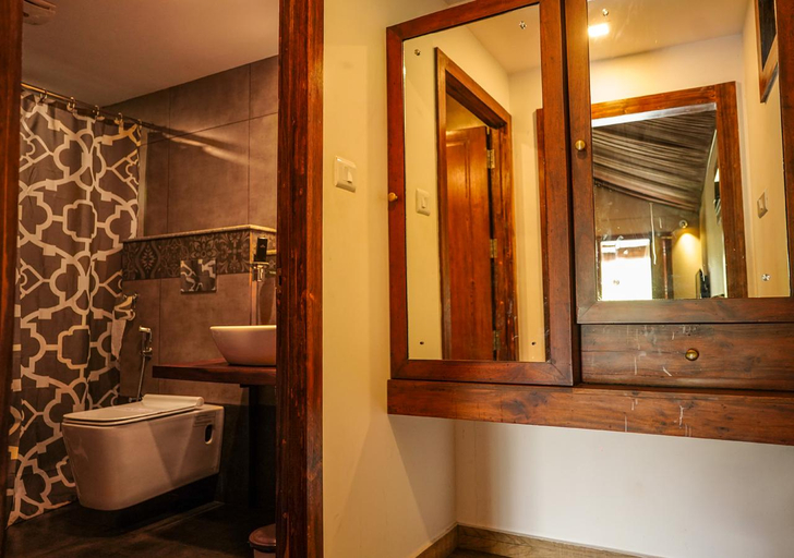 Bathroom 5, Niyatma Wayanad Premium Resort, Wayanad