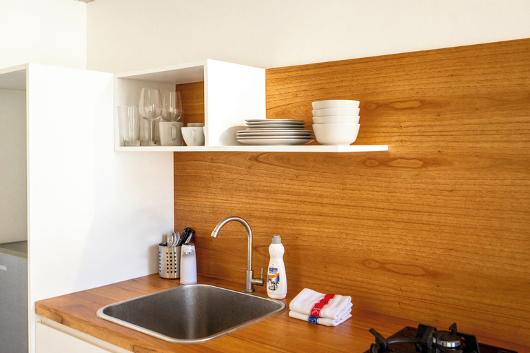 Dining Room 15