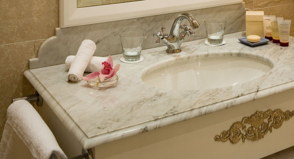 Bathroom 4, Le Royal Hotel Lyon - MGallery Collection, Rhône