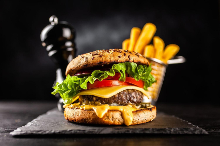 Food & Drinks 5, Days Inn & Conference Centre by Wyndham Cranbrook, East Kootenay