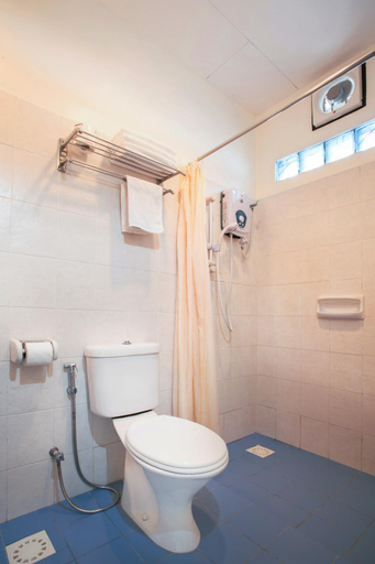 Bathroom, Tuna Bay Island Resort, Besut