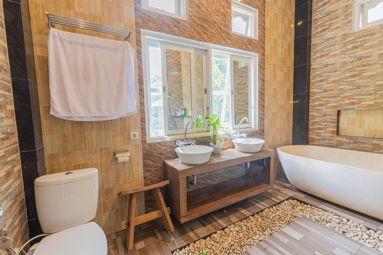 Bathroom 5