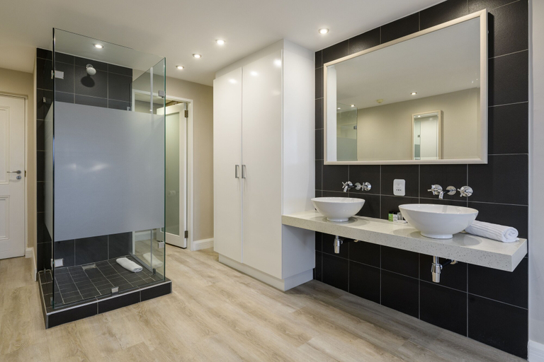 Bathroom 4, San Lameer Hotel and Spa, Ugu