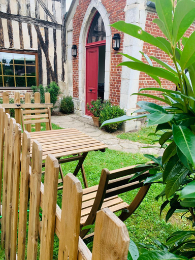 Others 3, Le petit Chapitre, Eure