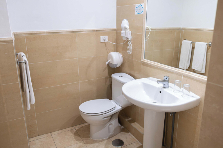 Bathroom 5, Checkin Concordia Playa, Santa Cruz de Tenerife