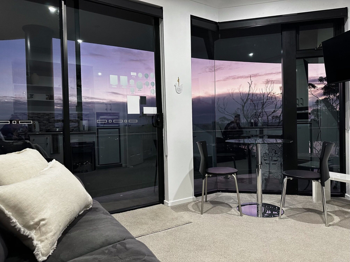Bedroom 2, Sheer Pleasure Accommodation, Circular Head
