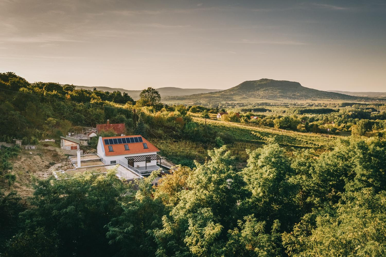 Others 5, FATA Birtok, Tapolca