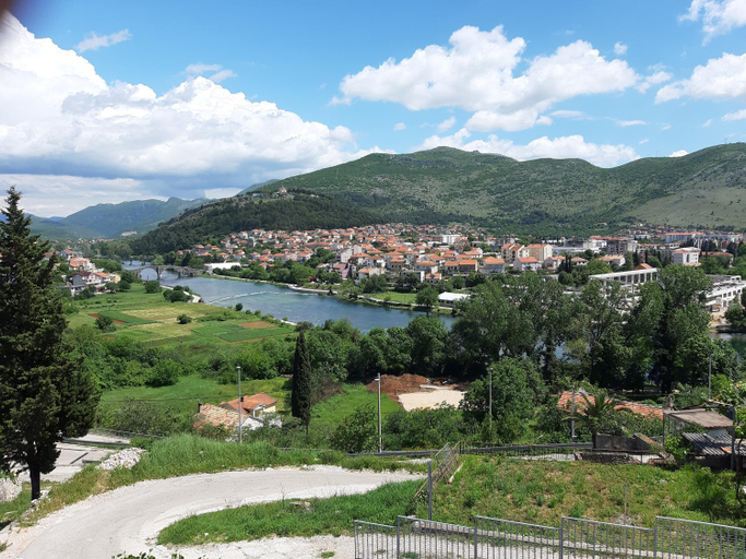 Others 4, Nijona 1, Trebinje