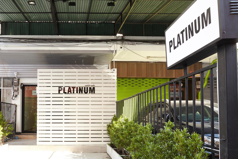 Others 5, Platinum Deluxe Shopping Apartments, Ratchathewi