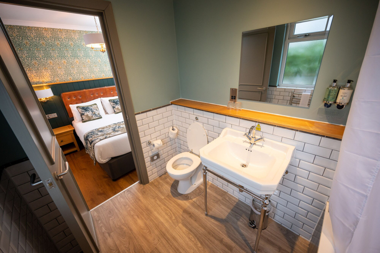 Bathroom 3, Riverside Hotel Branston by Chef and Brewer Collection, Staffordshire