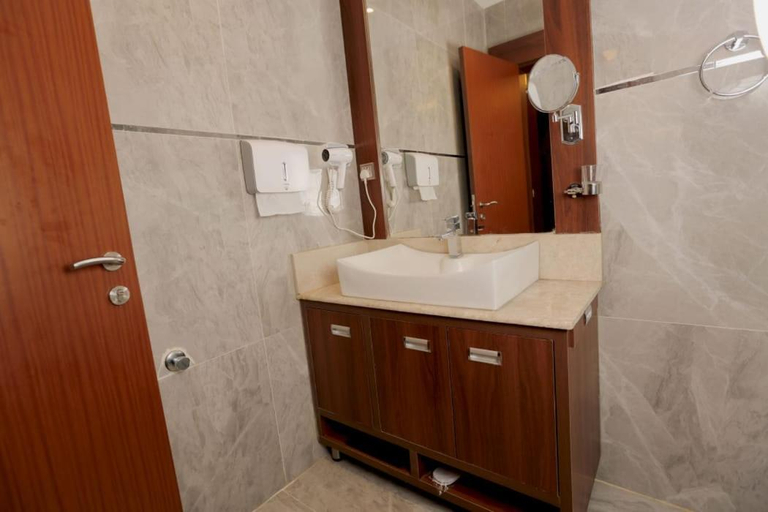 Bathroom 4, Msharef Al Moden Suites