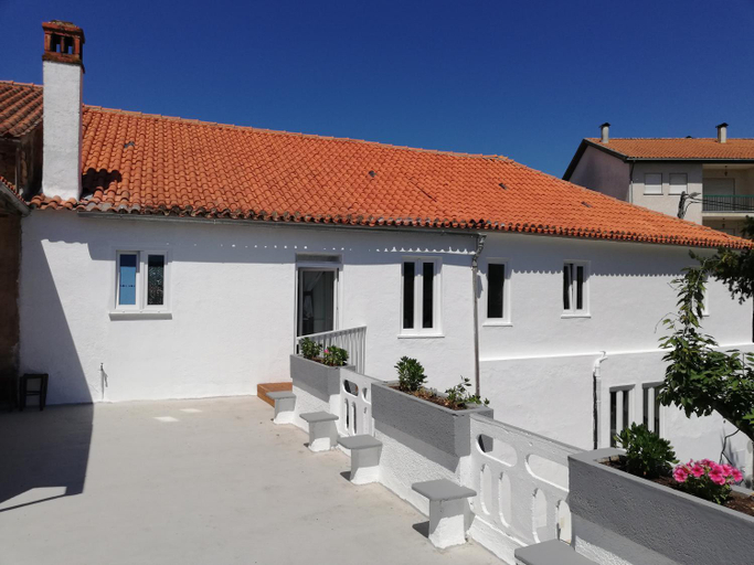Others 5, Mondalva Apartamentos, Penacova
