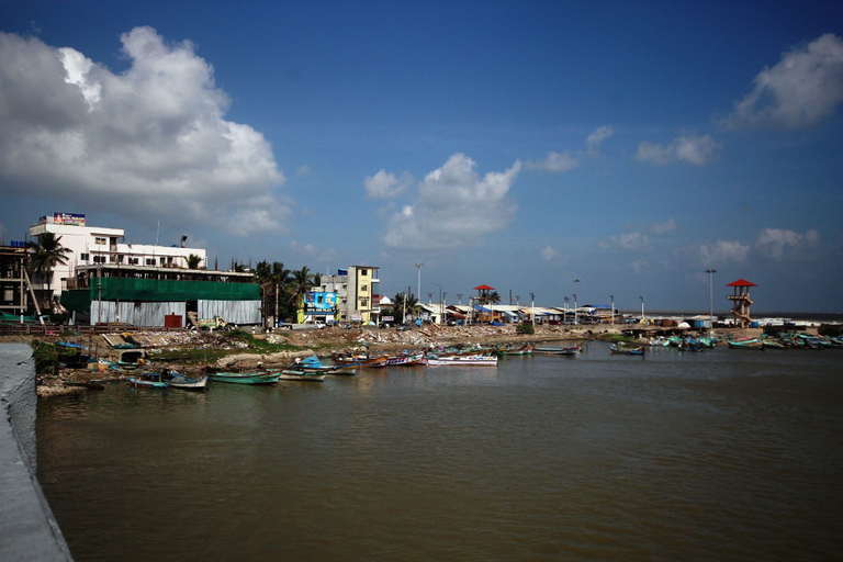 Exterior & Views, Hotel Prakash, Nagappattinam