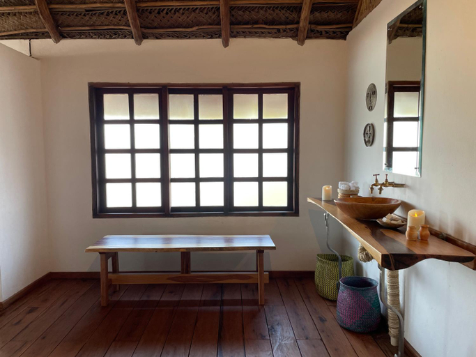 Bathroom 3, umbila:Barra, Jangamo