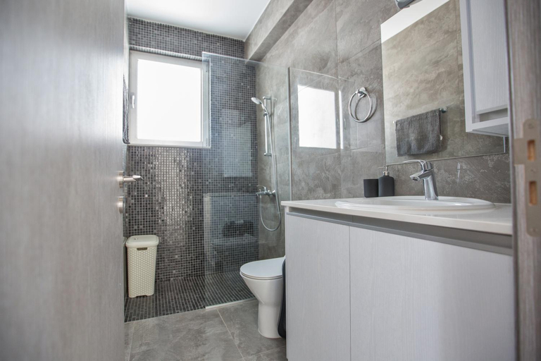Bathroom 4, Olivine Pearl Villas