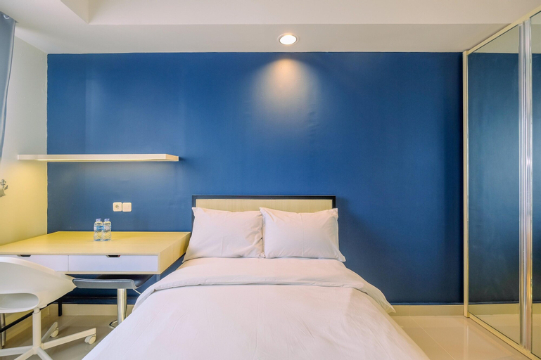 Bedroom 1, Elegant Studio At Evenciio Margonda Apartment, Depok
