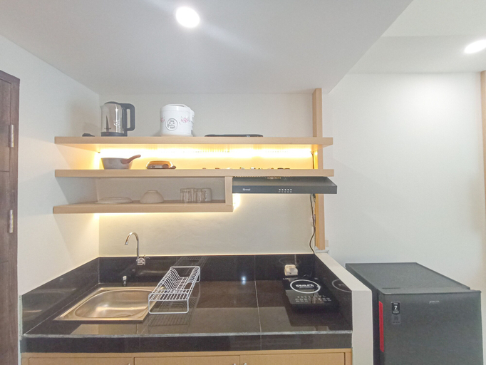 Others 3, Cozy Stay Studio Room At Altuz Seturan Yogyakarta Apartment, Sleman