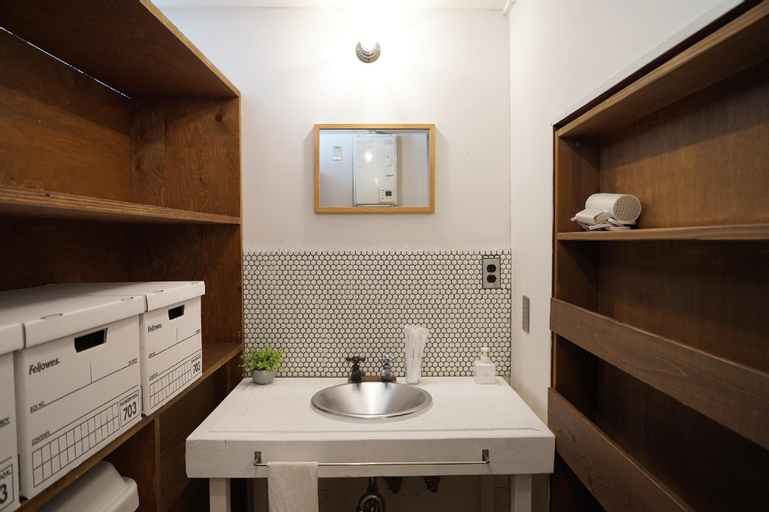 Bedroom 3, City center/Whole Private/MAX8ppl/1min station, Takamatsu