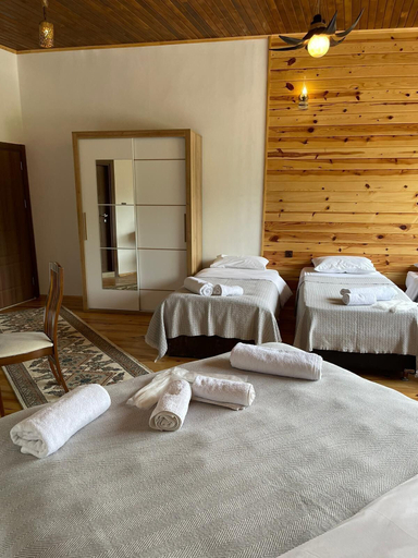 Bedroom 4, Karadeniz Kus Cenneti Otel, Araklı