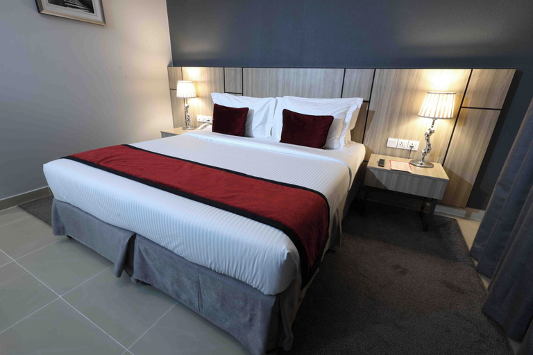 Bedroom 4, Fortis Hotel, Fujairah