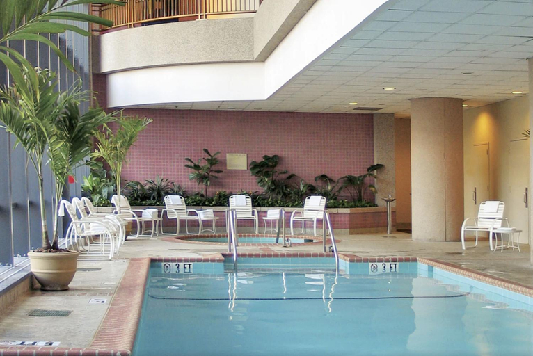 Sport & Beauty 3, Embassy Suites by Hilton Bethesda Washington DC, Montgomery