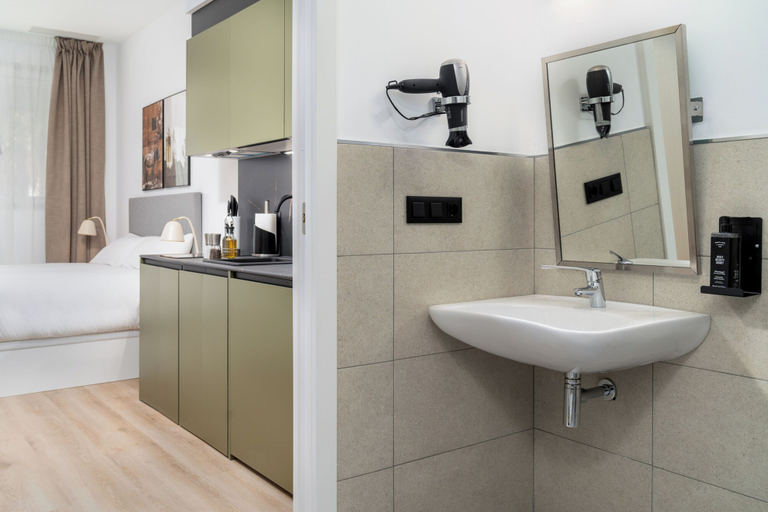 Bathroom 4, Limehome Valencia Carrer d’Antonio Ferrandis, Valencia