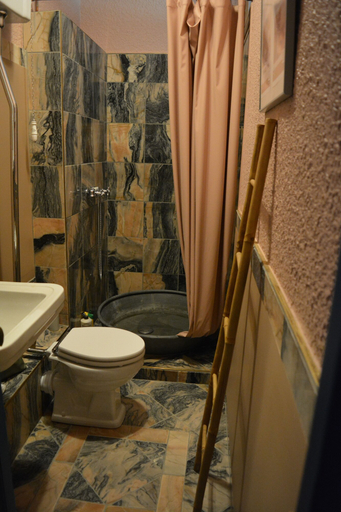 Bathroom 5, Le Chateau De La Tourlandry, Maine-et-Loire
