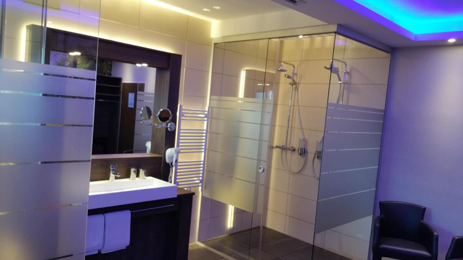 Bathroom 5, Hotel De Lange Man, Städteregion Aachen