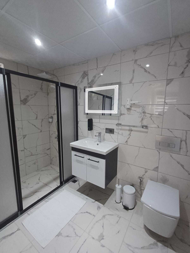 Bathroom 5, Olive House, Akköy
