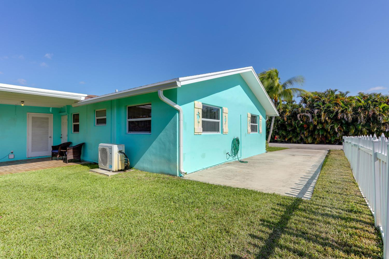 Palm Beach Townhome 4 Mi to Juno Beach Park!, Palm Beach