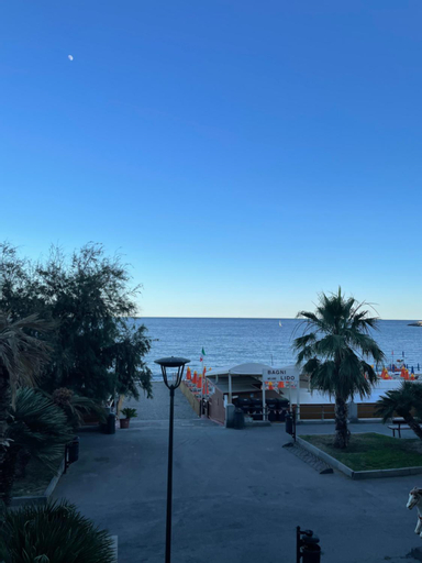Exterior & Views 4, Maniman, Savona