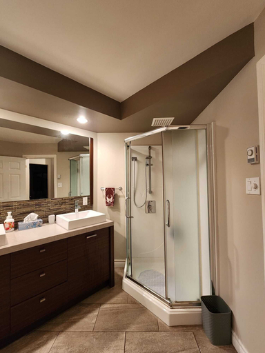 Bathroom 3, Timeless Tranquility, a place near everything!, Champlain