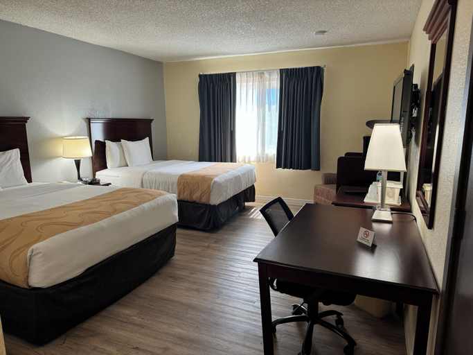 Bedroom 4, Hotel Americana, Santa Cruz