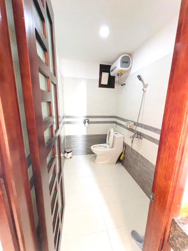 Bathroom 4, KenPi Homestay - Room rental by the hour, Hương Thủy
