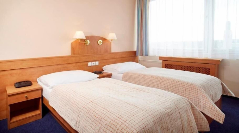 Bedroom 3, Hotel Cernigov, Hradec Králové