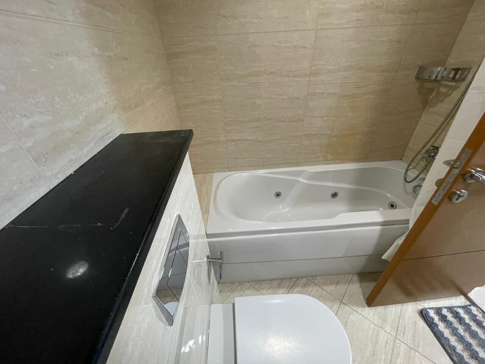 Bathroom 3, Homes2Retreat 2Bedroom Apt Full Sea View, Dubai