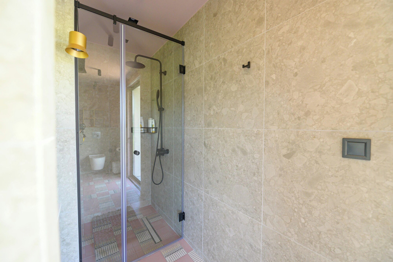 Bathroom 4, Antinea Olympian Villa, West Greece