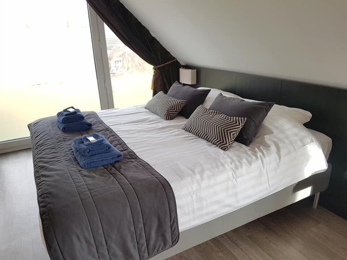 Bedroom 4, Bed & Breakfast Rheiderland, Leer