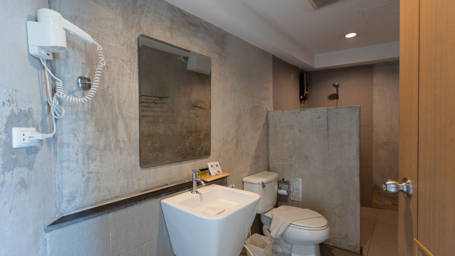 Bathroom 4, B2 Jomtien Pattaya Boutique & Budget Hotel, Pattaya