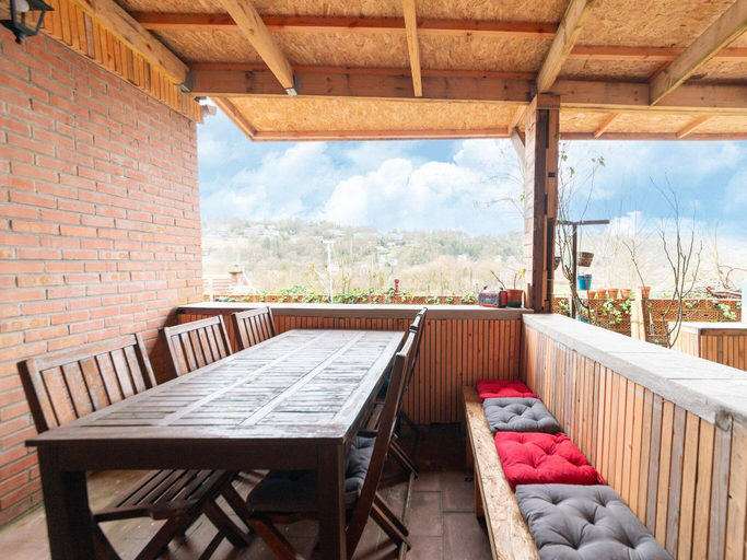 Others 5, Charming Family Home in Esneux, Liège