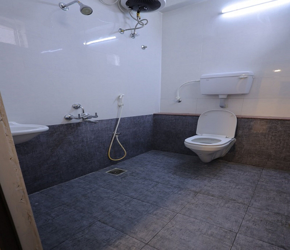 Bathroom 5, Sri Srinivasa Residency, Puducherry