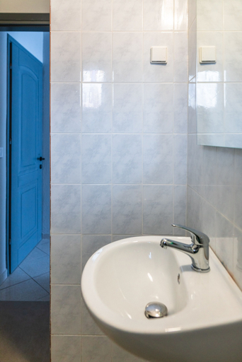 Bathroom 5, Blue Hug Apartments, Epirus