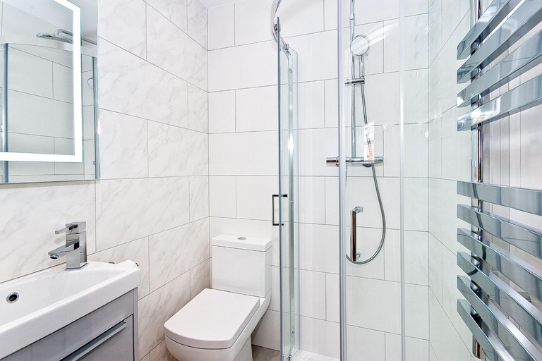 Bathroom 3, Interlude House C by City Living London, London