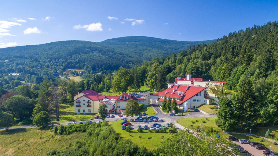 Exterior & Views 2, Klinika Mlodosci Medical SPA, Lubań
