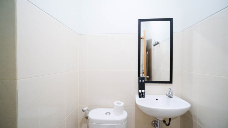 Bathroom 4