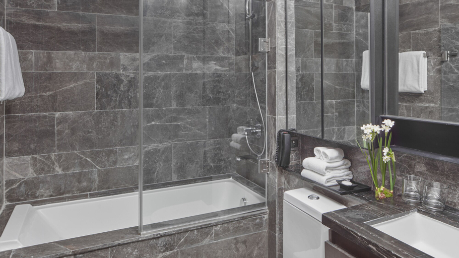 Bathroom 7